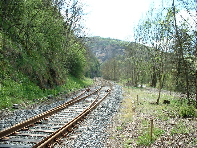 En pleine ligne, un ancien EP vers une carri�re
21 Avril 2003
