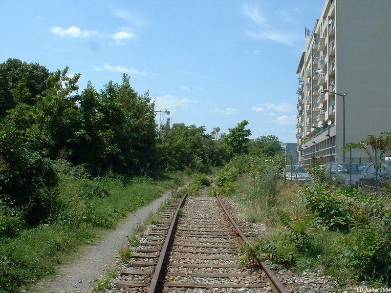 Entre le PN 0 (PN 1) et le PN 1 (PN 3)
Vue en direction de Lyon
Juillet 2004
